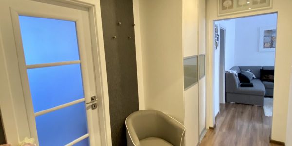 Rekonštrukcia, rekonštrukcia bytu Trnava, obklady, kúpeľňa, stavaný nábytok, Hlohovec, Piešťany, Leopoldov, Sereď