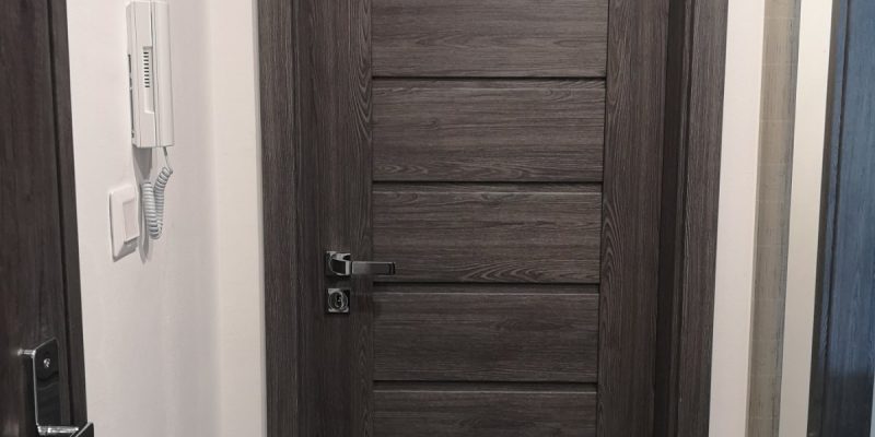 Interiérové dvere, rámové dvere, kľučka, sivé dvere, erkado, milla, jaseň grafit, presklenné