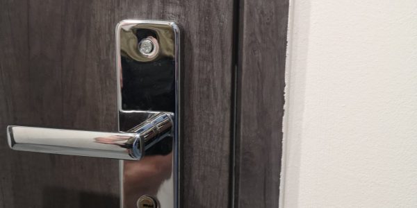 vchodové dvere, bezpečnostné dvere sofia, dvere_bytové, dvere RC2 kľučka