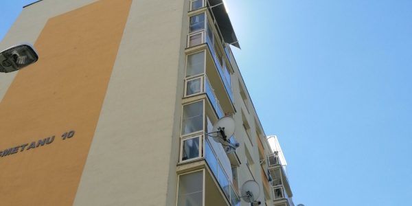 Výsuvná balkónová markíza, markíza Union-B, tieniaca technika, tienenie, Rekomplett, Trnava, Nitra, Hlohovec, Piešťany, Sereď,