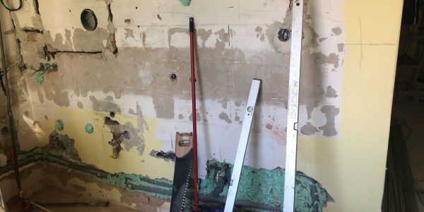 Rekonštrukcia kúpeľne, REKOMPLETT Trnava, dvere, podlahy, dlažba