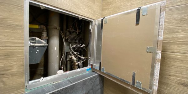 Rekonštrukcia kuchyne, prerábka bytu REKOMPLETT Trnava, dvere, podlahy, dlažba, sprchový kút