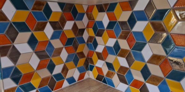 kuchynská zástena, realizácie, dokončenie rodinného domu, dodávka a montáž, podlahy, interiérové dvere, kuchynská linka, kúpeľňové skrinky, obklad, dlažby, Rekomplett Trnava