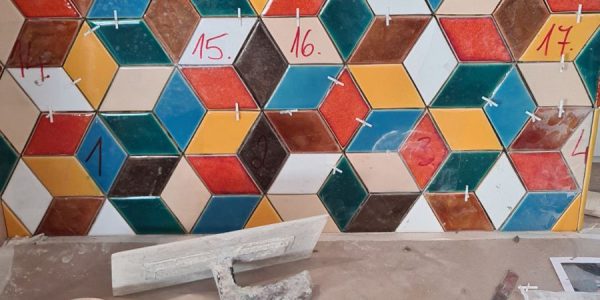 kuchynská zástena, realizácie, dokončenie rodinného domu, dodávka a montáž, podlahy, interiérové dvere, kuchynská linka, kúpeľňové skrinky, obklad, dlažby, Rekomplett Trnava