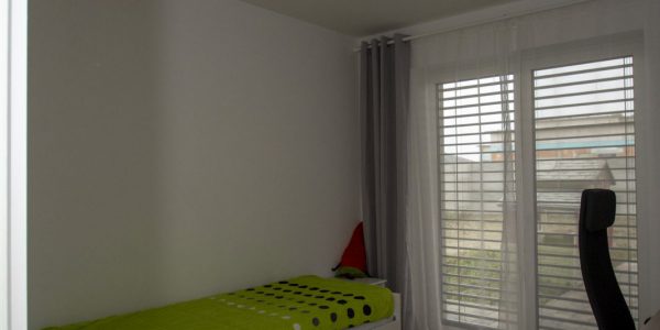 realizácie, dokončenie rodinného domu, dodávka a montáž, podlahy, interiérové dvere, kuchynská linka, kúpeľňové skrinky, obklad, dlažby, Rekomplett Trnava