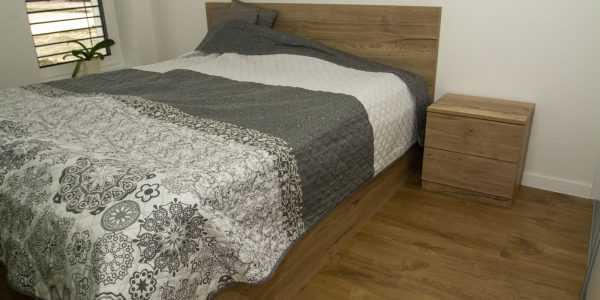 realizácie, dokončenie rodinného domu, dodávka a montáž, podlahy, interiérové dvere, kuchynská linka, kúpeľňové skrinky, obklad, dlažby, Rekomplett Trnava