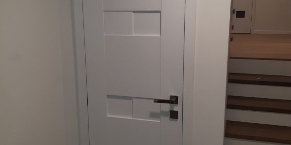 Dodávka a montáž - kúpelňa, podlahy, schodisko, interiérové dvere, zrkadlá, Rekomplett, Trnava, rekonštrukcie