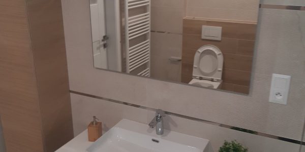 Dodávka a montáž - kúpelňa, podlahy, schodisko, interiérové dvere, zrkadlá, Rekomplett, Trnava, rekonštrukcie