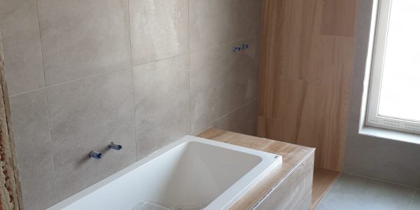 obkladanie, obklady, kupelna, rekonštrukcie, prerábky, rekomplett, trnava, toaleta, sprchový kút, vaňa