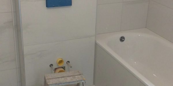 obkladanie, obklady, kupelna, rekonštrukcie, prerábky, rekomplett, trnava, toaleta