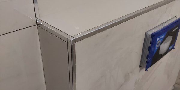 obkladanie, obklady, kupelna, rekonštrukcie, prerábky, rekomplett, trnava, toaleta