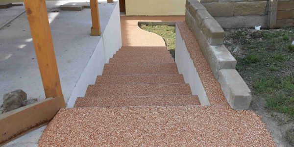 kamenný koberec, rekomplett, dodávka a montáž, terasa, schody