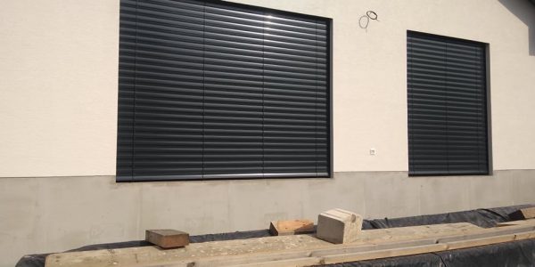 rekonštrukcie bytov a domov, rekomplett, trnava, dodávka a montáž, vonkajšie žalúzie
