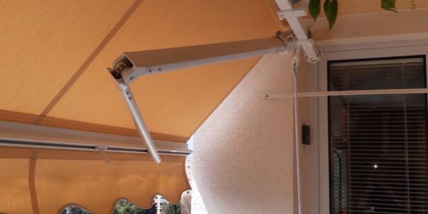 rekonštrukcie bytov a domov, rekomplett, trnava, dodávka a montáž, markíza, tienenie