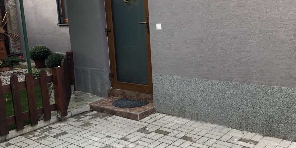 rekonštrukcie bytov a domov, rekomplett, trnava, dodávka a montáž, vonkajšie žalúzie, fasáda