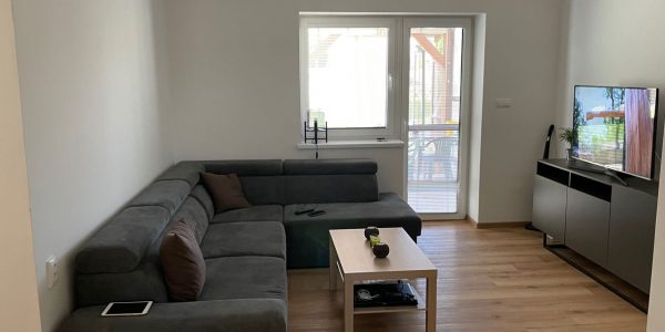 rekonštrukcie bytov a domov, rekomplett, trnava, dodávka a montáž, obývačka