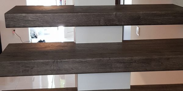 samonosné schodisko, realizácie, schody, schody na mieru, schodisko na mieru, samonosne schody, realizacia schodiska, sklenené zabradlie, kovové zábradlie, rekomplett, trnava, rekonštrukcia bytu