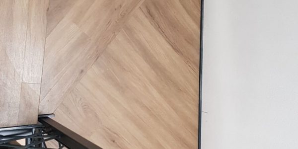 rekomplett, trnava, samonosne schodisko, zelezna konstrukcia, schody