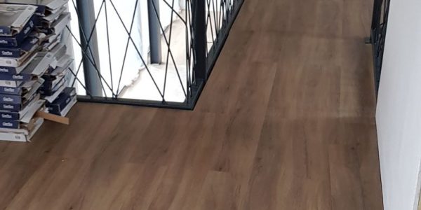 rekomplett, trnava, samonosne schodisko, zelezna konstrukcia, schody