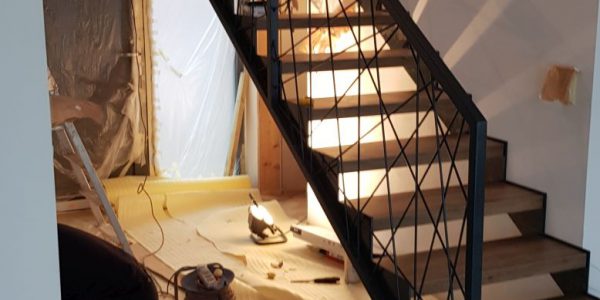 rekomplett, trnava, samonosne schodisko, zelezna konstrukcia, schody