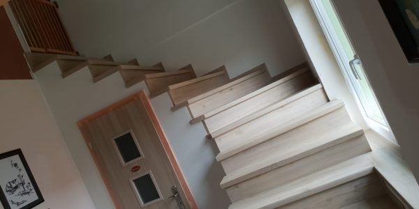 obklad schodiska, Rekomplett Trnava
