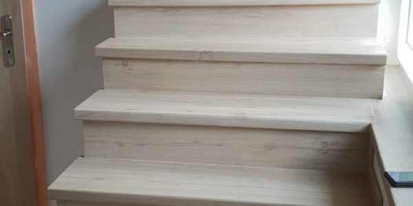 obklad schodiska, Rekomplett Trnava