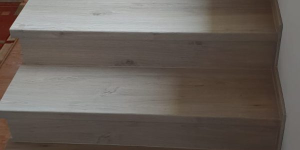 obklad schodiska, Rekomplett Trnava