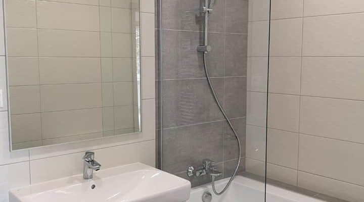 rekonštrukcia bytu, kúpeľňa, kuchyňa, obývačka, toaleta, rekomplett, trnava, prerábky, interiérové dvere