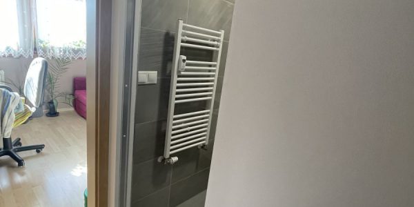 rekonštrukcia bytu, kúpeľňa, kuchyňa, pbývačka, toaleta, rekomplett, trnava, prerábky, interiérové dvere