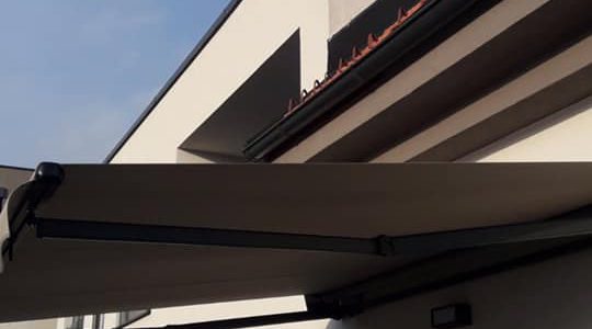 markíza, tienenie, rekomplett