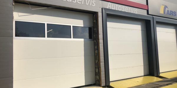 priemyselné garážové brány, rekomplett