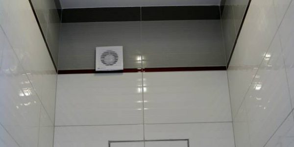 rekonštrukcia bytu, kúpeľňa, kuchyňa, pbývačka, toaleta, rekomplett, trnava, prerábky, interiérové dvere