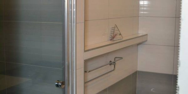 rekonštrukcia bytu, kúpeľňa, kuchyňa, pbývačka, toaleta, rekomplett, trnava, prerábky, interiérové dvere