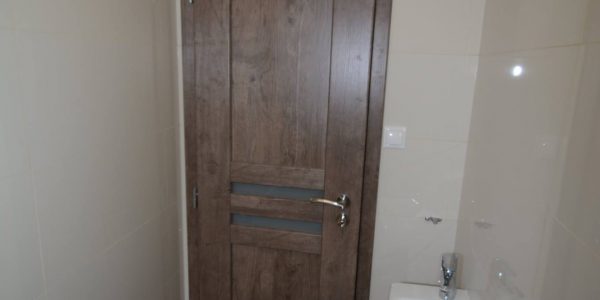 rekonštrukcia bytu, kúpeľňa, kuchyňa, pbývačka, toaleta, rekomplett, trnava, prerábky, interiérové dvere