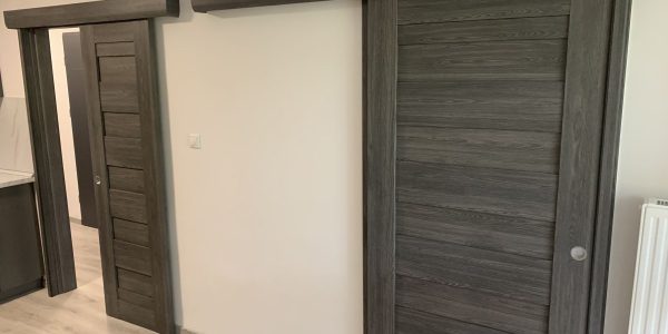 rekonštrukcia bytu, kúpeľňa, kuchyňa, pbývačka, toaleta, rekomplett, trnava, prerábky, interiérové dvere