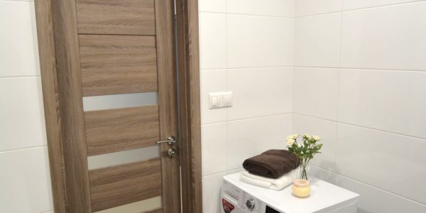 rekonštrukcia bytu, kúpeľňa, kuchyňa, pbývačka, toaleta, rekomplett, trnava, prerábky, interiérové dvere