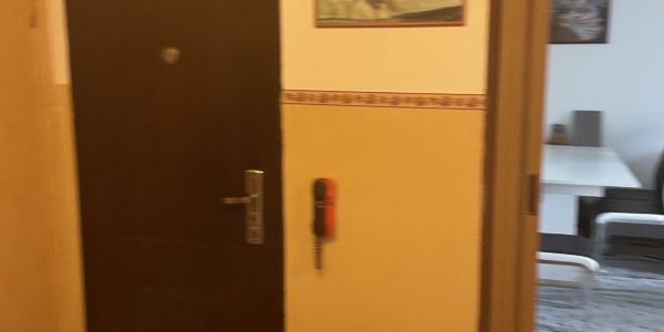 rekonštrukcia bytu, kúpeľňa, kuchyňa, pbývačka, toaleta, rekomplett, trnava, prerábky, interiérové dvere