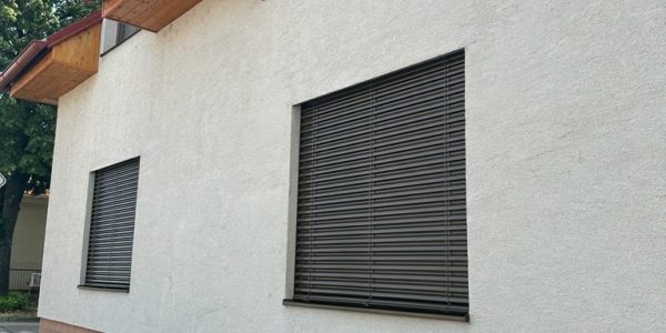vonkajšie exteriérové žalúzie, dodávka a montáž, Rekomplett Trnava, vonkajšie tienenie na okná