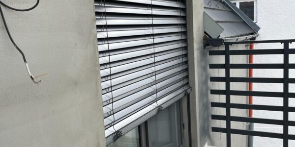 exteriérové vonkajšie žalúzie, ovládanie na ovládač, tieniaca technika, dodávka, montáž, rekomplett