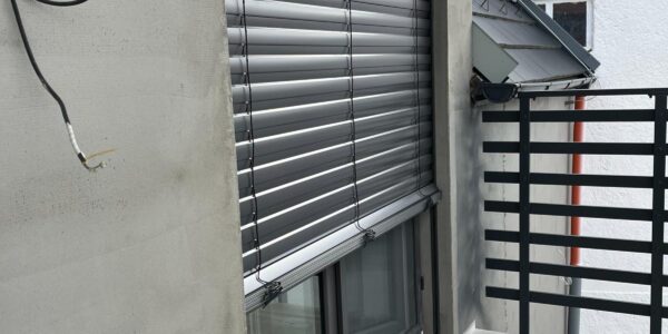 exteriérové vonkajšie žalúzie, ovládanie na ovládač, tieniaca technika, dodávka, montáž, rekomplett